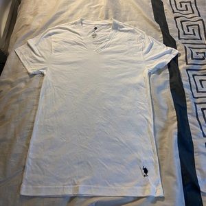 US polo Assn V-neck T-shirt men price neg